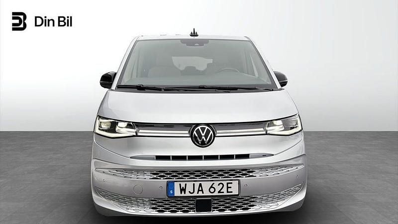 Begagnad VW Multivan Style 150 HK (110 kW) 2024 Reflexsilver metallic Van