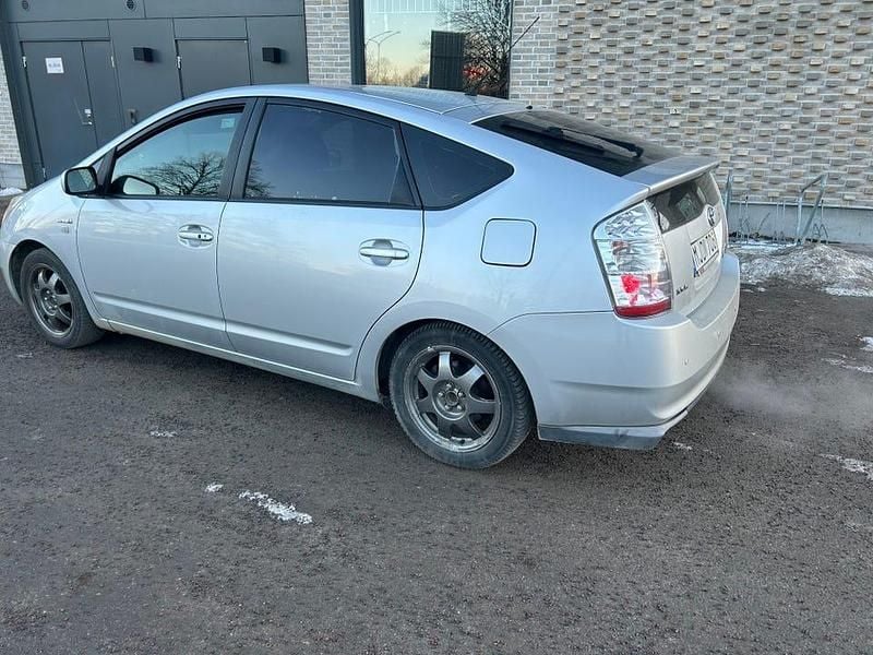 Begagnad Toyota Prius 112 HK (82 kW) 2008 Halvkombi