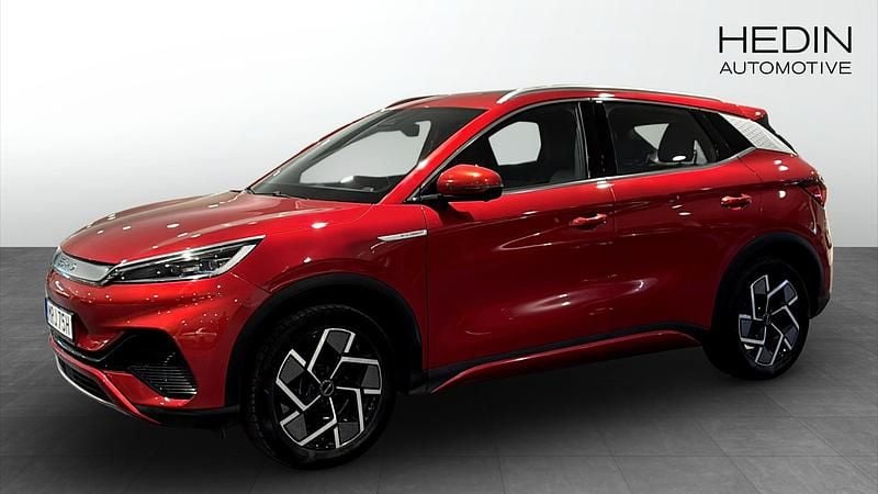 Röd (red) Begagnad 2022 BYD Atto 3 Design SUV | 299 000 kr (Lite dyr) - Bild 1/4