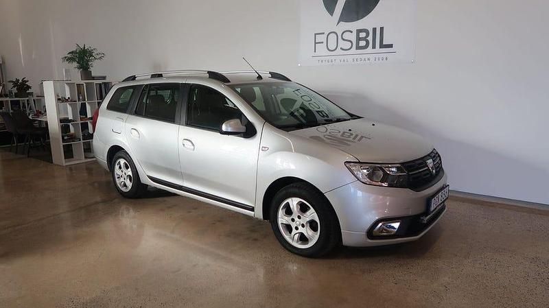 Silver Begagnad 2017 Dacia Logan MCV Minibuss | 79 900 kr (Marknadspris) - Bild 1/3