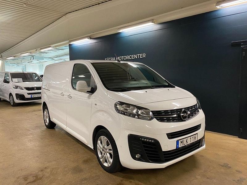 Vit Begagnad 2021 Opel Vivaro Van | 279 900 kr (Dyr) - Bild 1/4