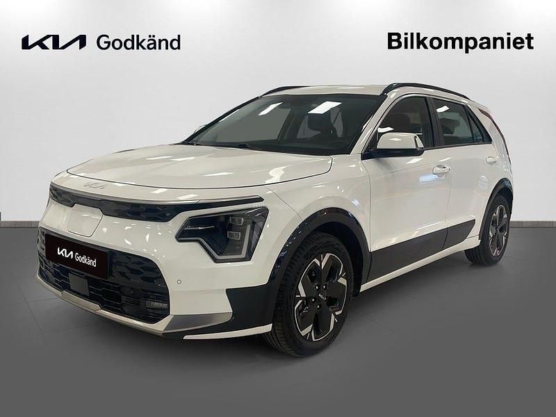 Vit Begagnad 2022 Kia e-Niro SUV | 359 800 kr (Dyr) - Bild 1/4