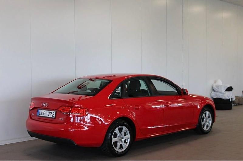 Begagnad Audi A4 180 HK (132 kW) 2011 Sedan