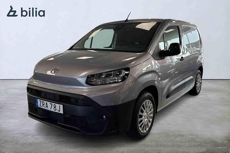 Silver Ny 2024 Toyota Proace City Van | 389 900 kr - Bild 1/1