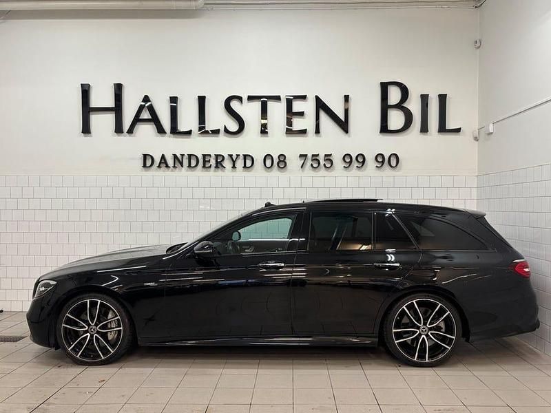 Svart Begagnad 2022 Mercedes E53 AMG AMG Kombi | 579 000 kr (Marknadspris) - Bild 1/4