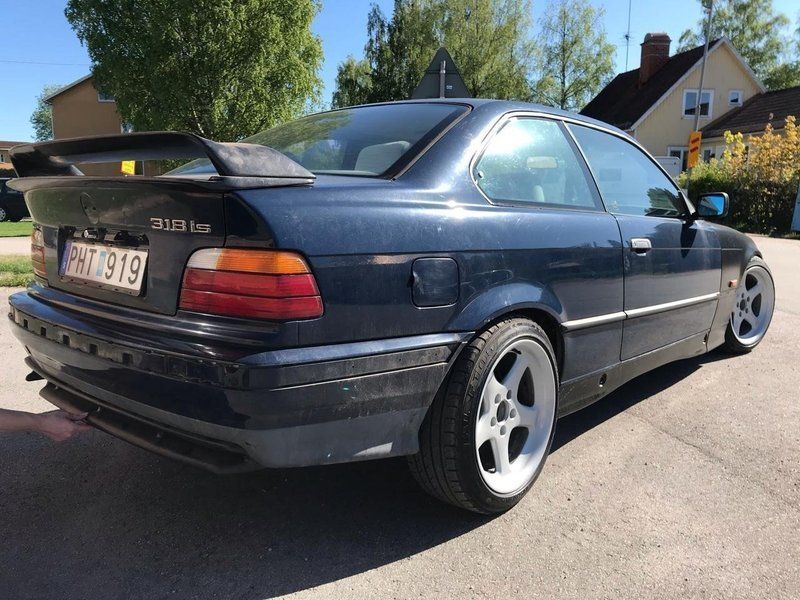 Sald Bmw 318 Is 6 Nybes Begagnad 1993 17 500 Mil I Ovanaker