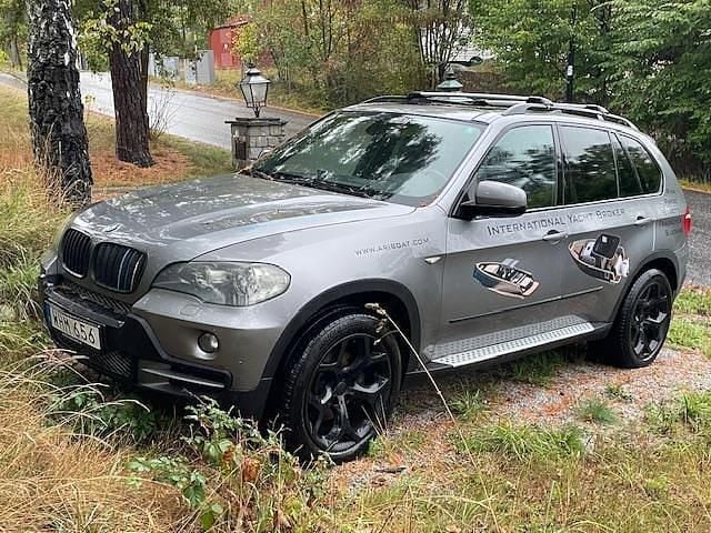 Grå Begagnad 2007 BMW X5 Sport Line SUV | 95 000 kr (Dyr) - Bild 1/4