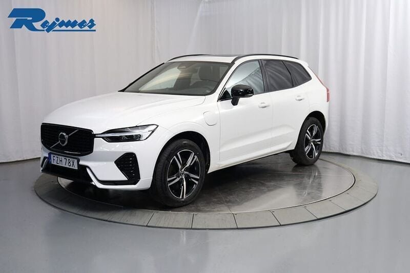 Vit Begagnad 2021 Volvo XC60 R-Design SUV | 434 900 kr (Marknadspris) - Bild 1/4