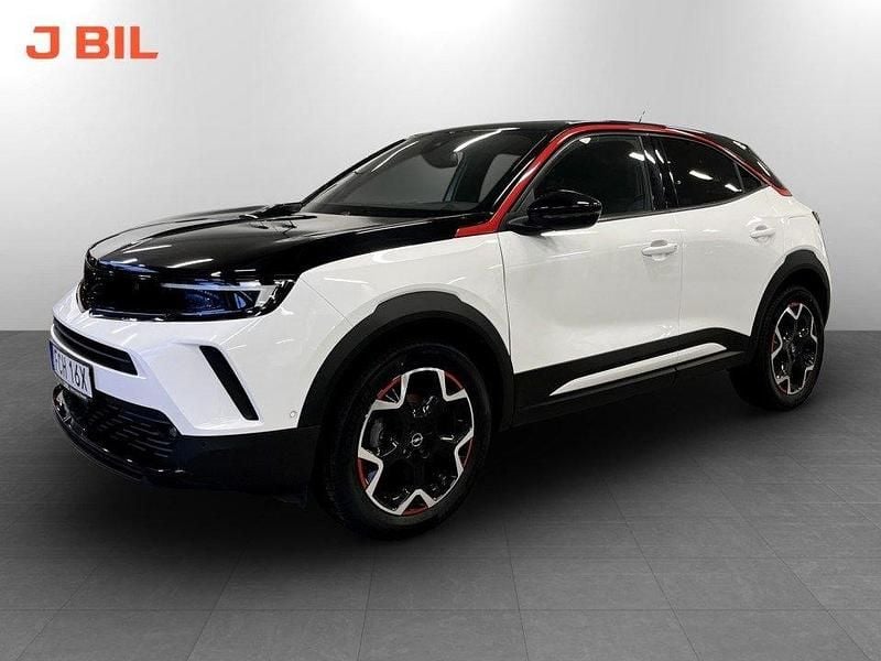 Vit Begagnad 2022 Opel Mokka GS Line SUV | 204 900 kr (Marknadspris) - Bild 1/4