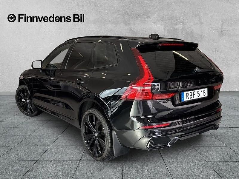 Begagnad Volvo XC60 Plus 355 HK (261 kW) 2025 Svart SUV
