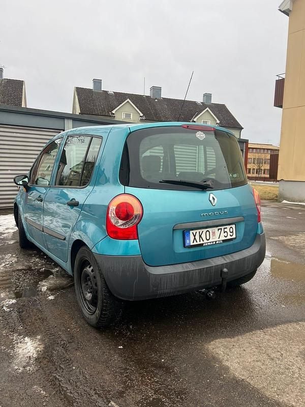 Begagnad Renault Modus 98 HK (72 kW) 2006 Minibuss