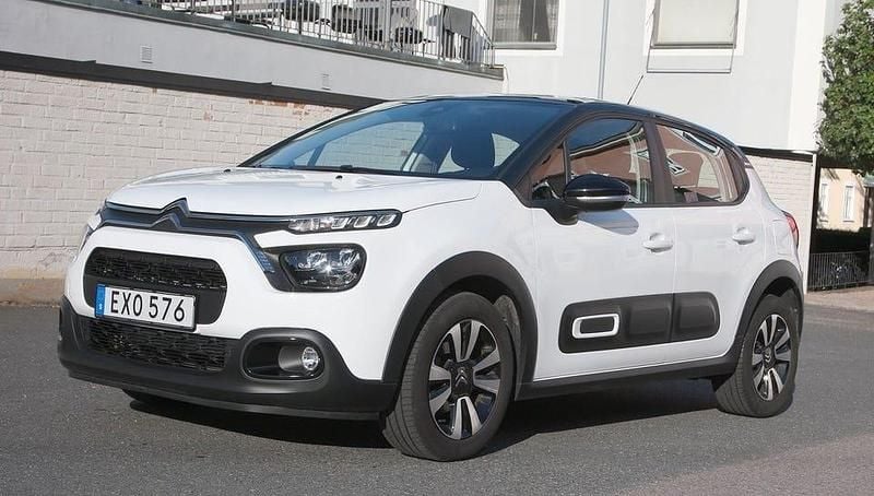 Vit Begagnad 2021 Citroën C3 PureTech Halvkombi | 159 000 kr (Marknadspris) - Bild 1/4