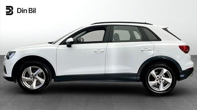 Begagnad Audi Q3 Advanced Plus 150 HK (110 kW) 2022 Ibisvit SUV
