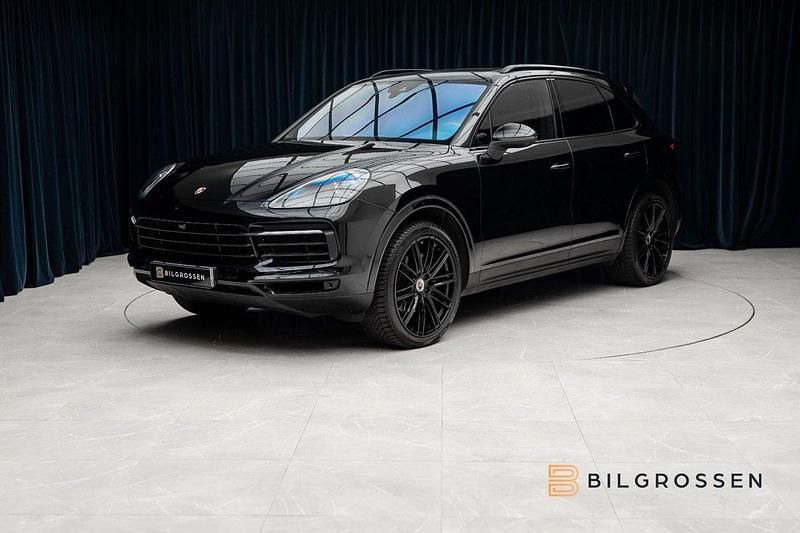 Svart Begagnad 2019 Porsche Cayenne Sport SUV | 589 900 kr (Marknadspris) - Bild 1/4