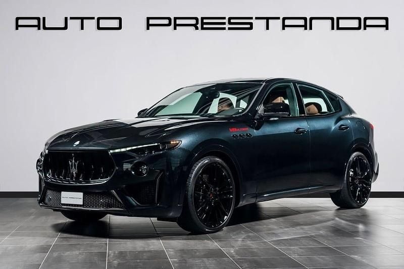 Begagnad Maserati Levante 581 HK (427 kW) 2023 Svart SUV