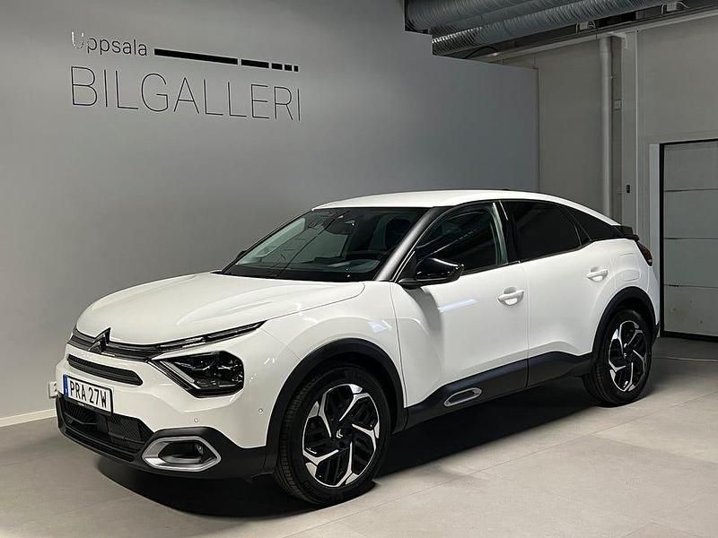 Vit Begagnad 2023 Citroën C4 Shine Halvkombi | 199 800 kr (Marknadspris) - Bild 1/4