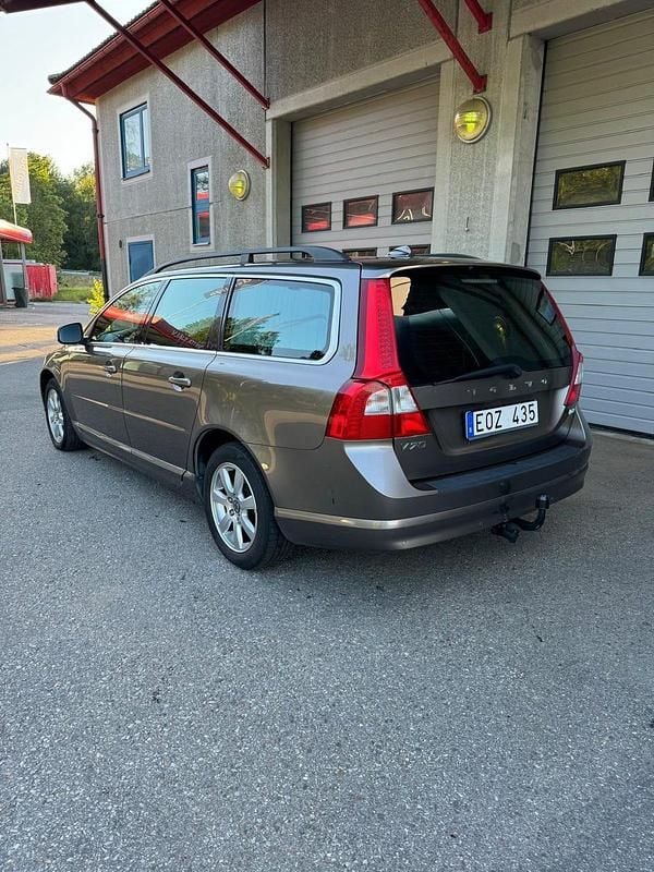 Begagnad Volvo V70 163 HK (119 kW) 2011 Kombi