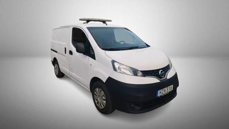 Vit Begagnad 2016 Nissan NV200 Van | 69 999 kr (Marknadspris) - Bild 1/4