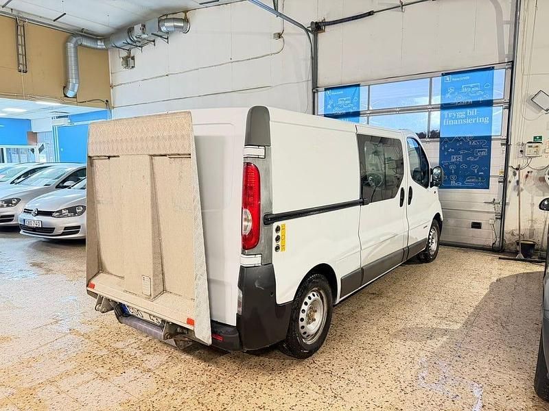 Begagnad Nissan Primastar 114 HK (83 kW) 2008 Vit Minibuss