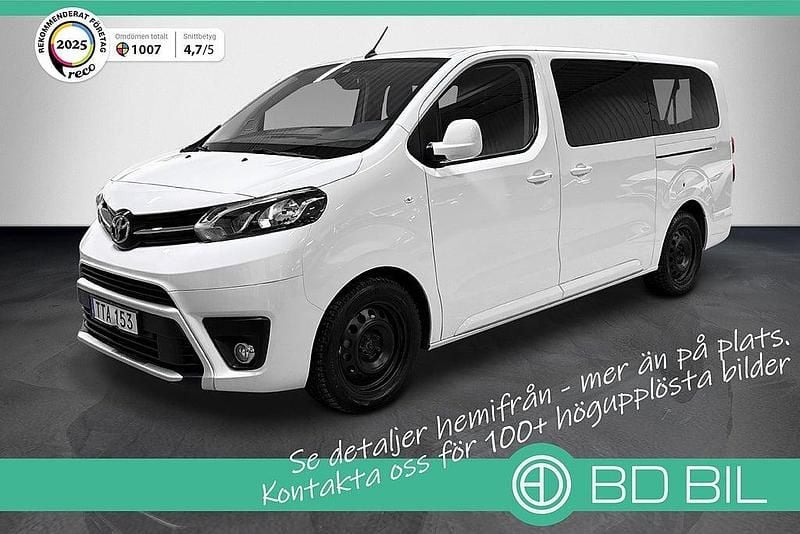 Vit Begagnad 2023 Toyota Proace Verso Kombi | 368 900 kr (Marknadspris) - Bild 1/3