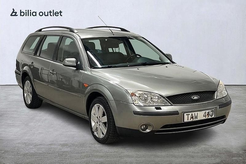 Begagnad Ford Mondeo 146 HK (107 kW) 2001 Grön Kombi