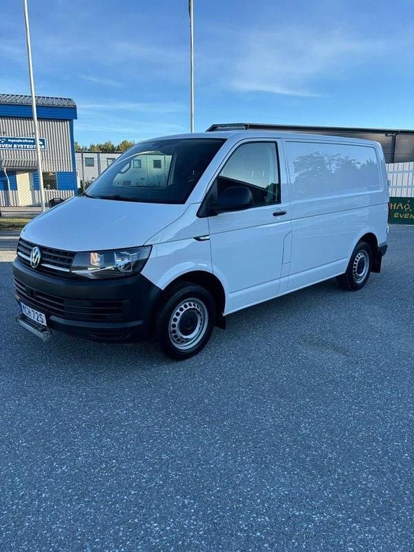 Vit Begagnad 2019 VW T6.1 Van | 129 900 kr (Bra pris) - Bild 1/4