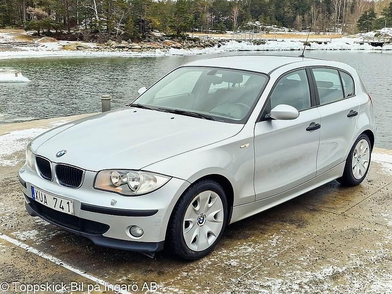 Begagnad BMW 116 116 HK (85 kW) 2006 Grå Halvkombi