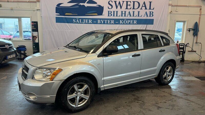 Silver Begagnad 2007 Dodge Caliber SUV | 34 800 kr (Bra pris) - Bild 1/4