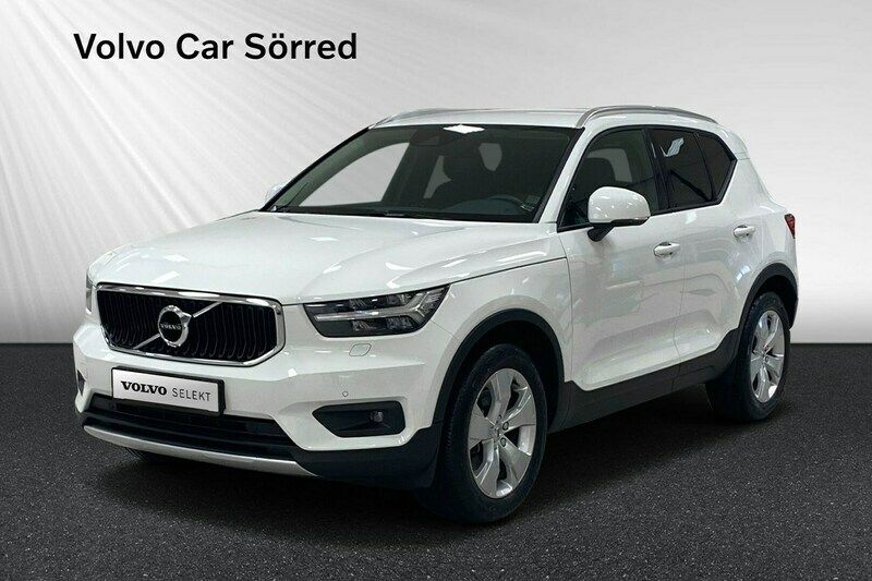 Vit Begagnad 2020 Volvo XC40 Momentum SUV | 329 000 kr - Bild 1/4