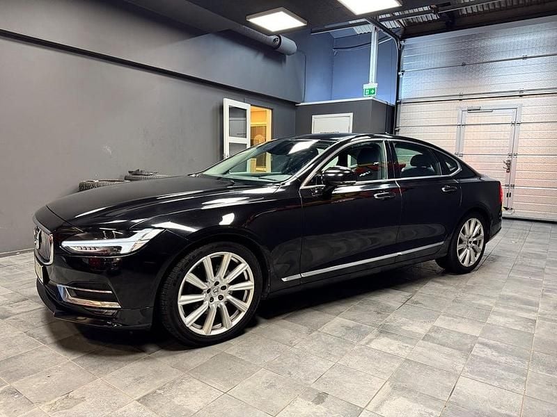 Begagnad Volvo S90 Inscription 254 HK (186 kW) 2017 Svart Sedan