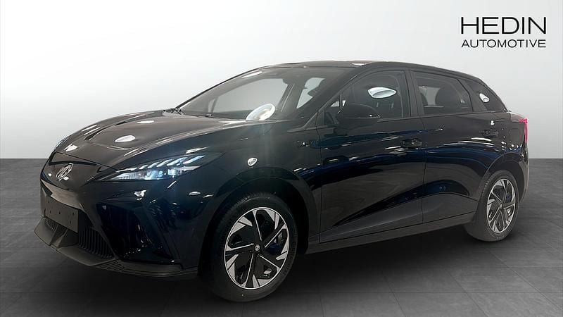 Svart Begagnad 2024 MG MG4 EV Halvkombi | 384 875 kr - Bild 1/4