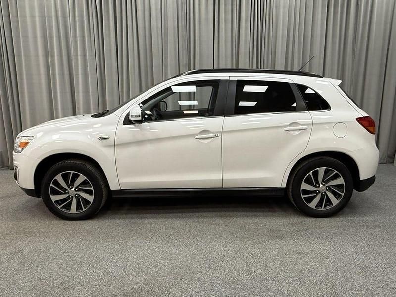 Begagnad Mitsubishi ASX 150 HK (110 kW) 2015 Vit SUV