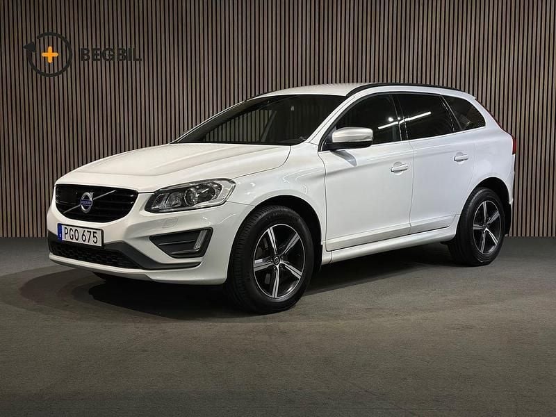 Vit Begagnad 2017 Volvo XC60 SUV | 224 900 kr (Marknadspris) - Bild 1/4
