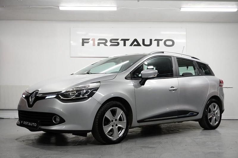Silver Begagnad 2015 Renault Clio IV Kombi | 79 900 kr (Marknadspris) - Bild 1/4