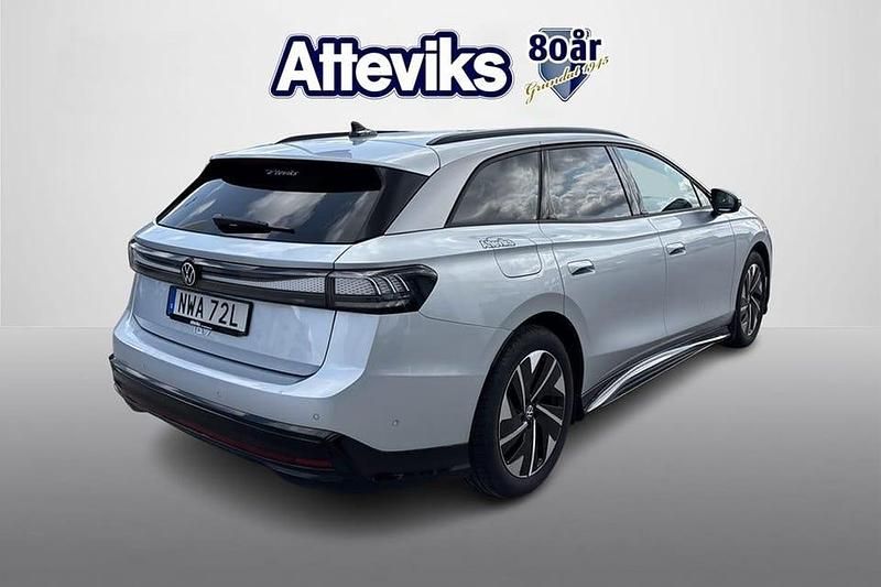 Begagnad VW ID.7 Pro 213 kW (290 HK) 2024 Silver Kombi