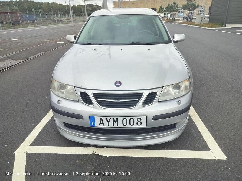 Grå Begagnad 2007 Saab 9-3 Aero Kombi | 35 000 kr (Bra pris) - Bild 1/4