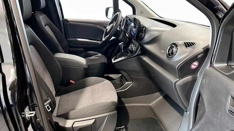Ny Mercedes Citan 112 Edition 116 HK (85 kW) 2025 Svart Van