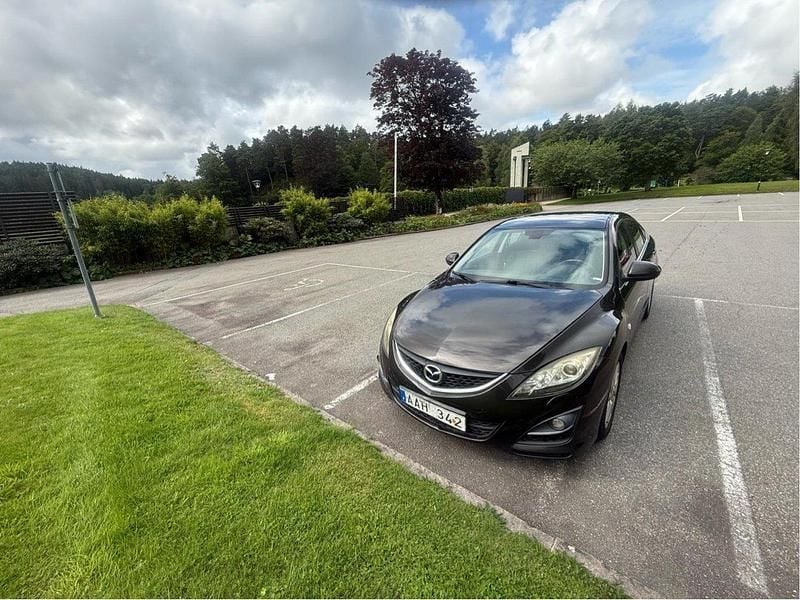 Brun Begagnad 2010 Mazda 6 Inclusive Halvkombi | 33 900 kr (Lite dyr) - Bild 1/4