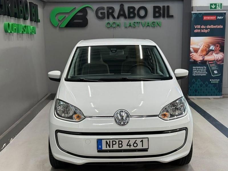 Begagnad VW e-up! 60 kW (82 HK) 2016 Vit Halvkombi