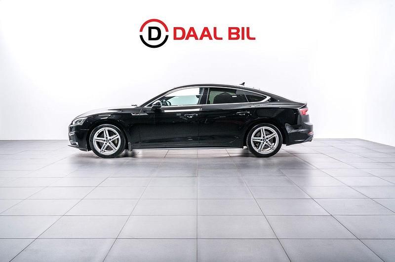 Svart Begagnad 2019 Audi A5 Sportback S-Line Halvkombi | 279 700 kr (Lite dyr) - Bild 1/4
