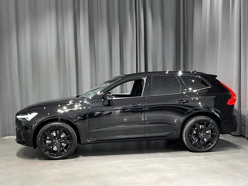 Ny Volvo XC60 2026 Svart SUV
