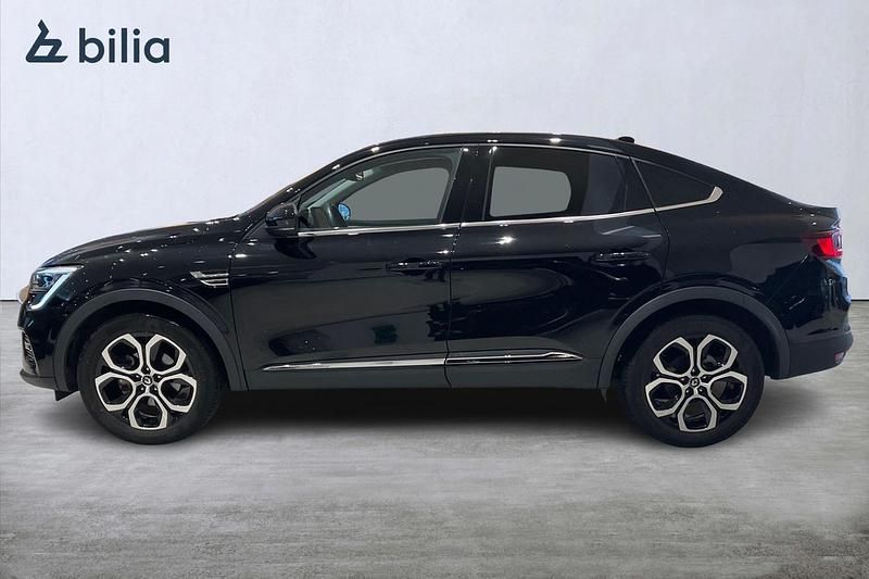 Begagnad Renault Arkana 2023 Svart SUV