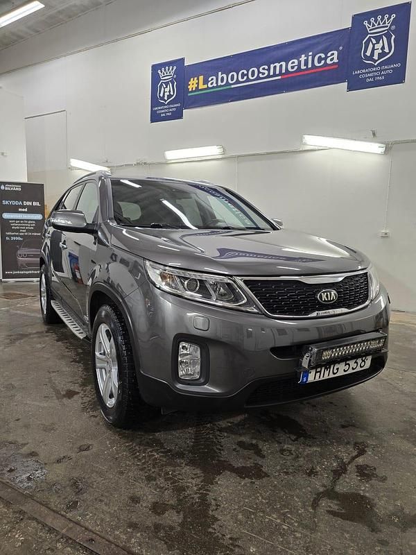 Grå metallic Begagnad 2014 Kia Sorento SUV | 129 000 kr (Bra pris) - Bild 1/4