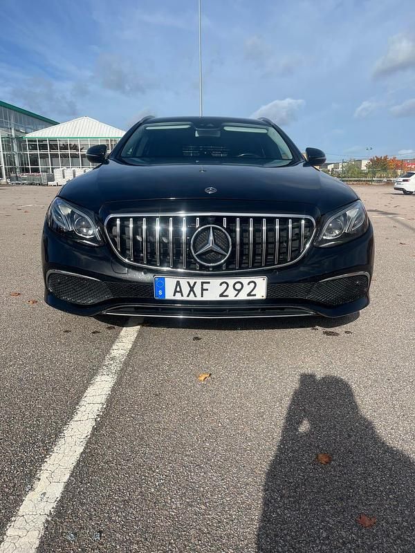 Begagnad 2019 Mercedes E220 Kombi | 160 000 kr - Bild 1/1
