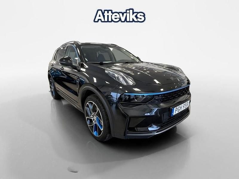 Begagnad Lynk & Co 01 264 HK (194 kW) 2021 Svart SUV
