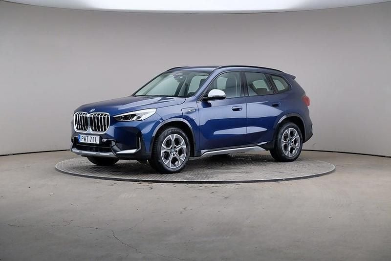 Begagnad BMW X1 xLine 136 HK (100 kW) 2022 Blå SUV