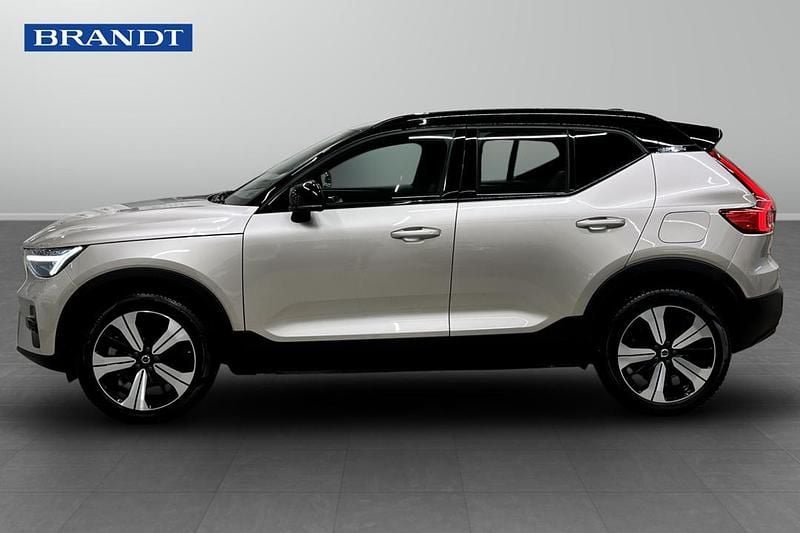 Begagnad Volvo XC40 Single Motor 175 kW (238 HK) 2023 Grå SUV