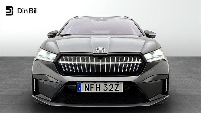 Begagnad Skoda Enyaq iV SportLine 194 kW (265 HK) 2023 Grå SUV