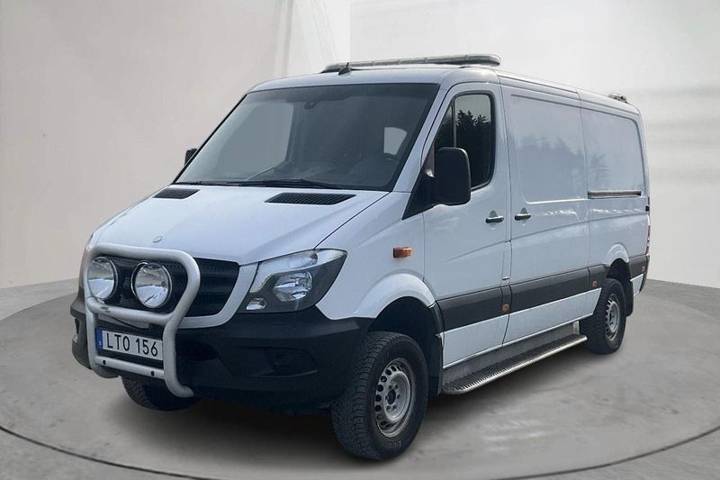 Vit Begagnad 2015 Mercedes Sprinter Van | 210 000 kr - Bild 1/4