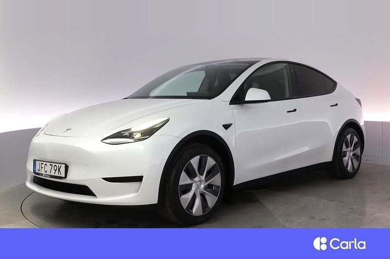 Vit Begagnad 2023 Tesla Model Y Standard Range SUV | 394 900 kr (Superpris) - Bild 1/3